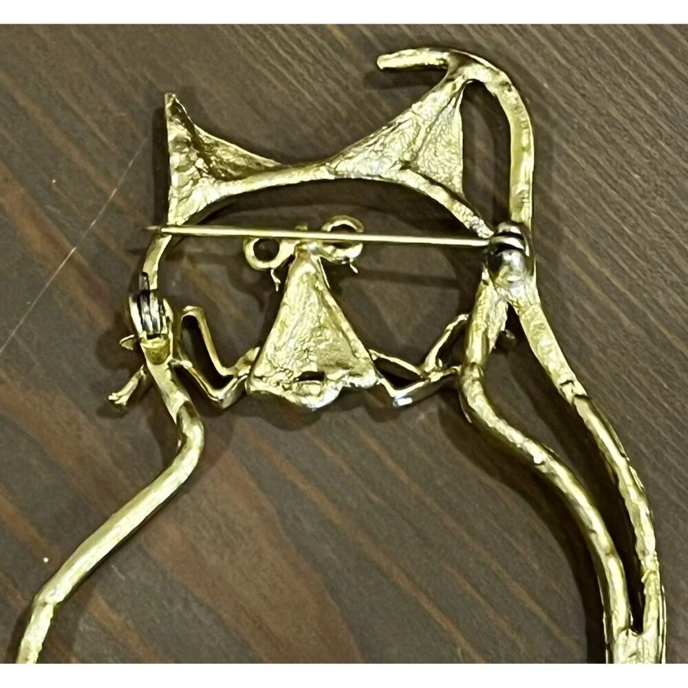 Vintage Large Fat Cat Pin Brooch Abstract Outline Goldtone Modern Artsy 80s 3.5